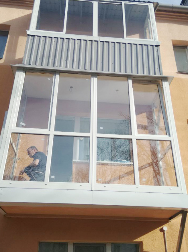 clients and partners4-Отделка балкона снаружи отливом