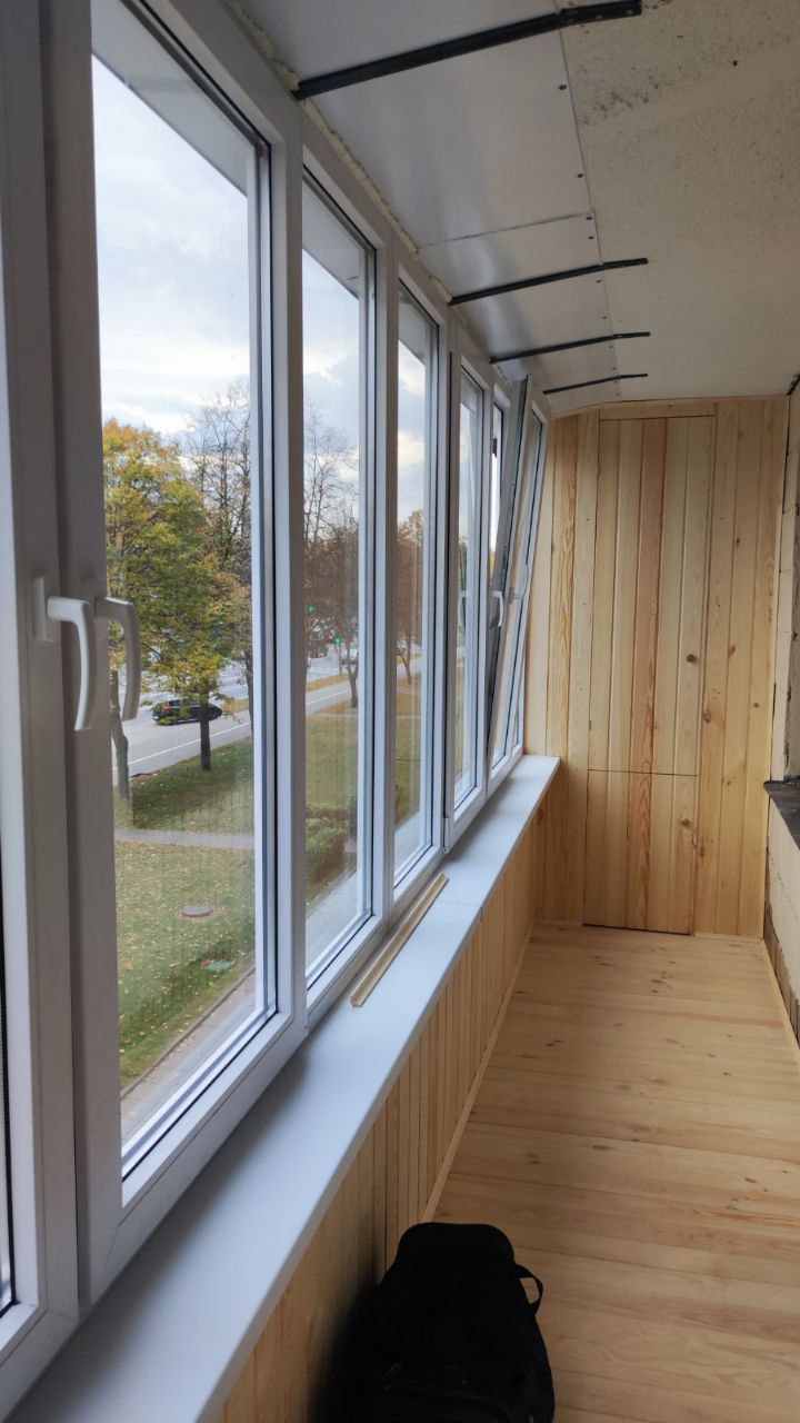 Теплое остекление балкона недорого